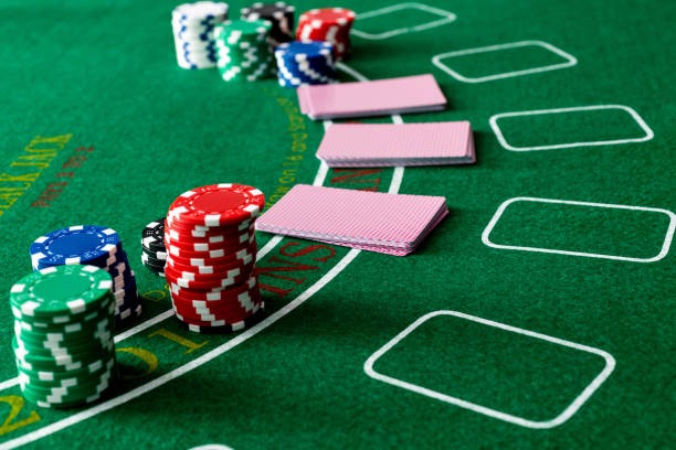 goslot Ceme Online multiplayer table with dealer and player cards visible